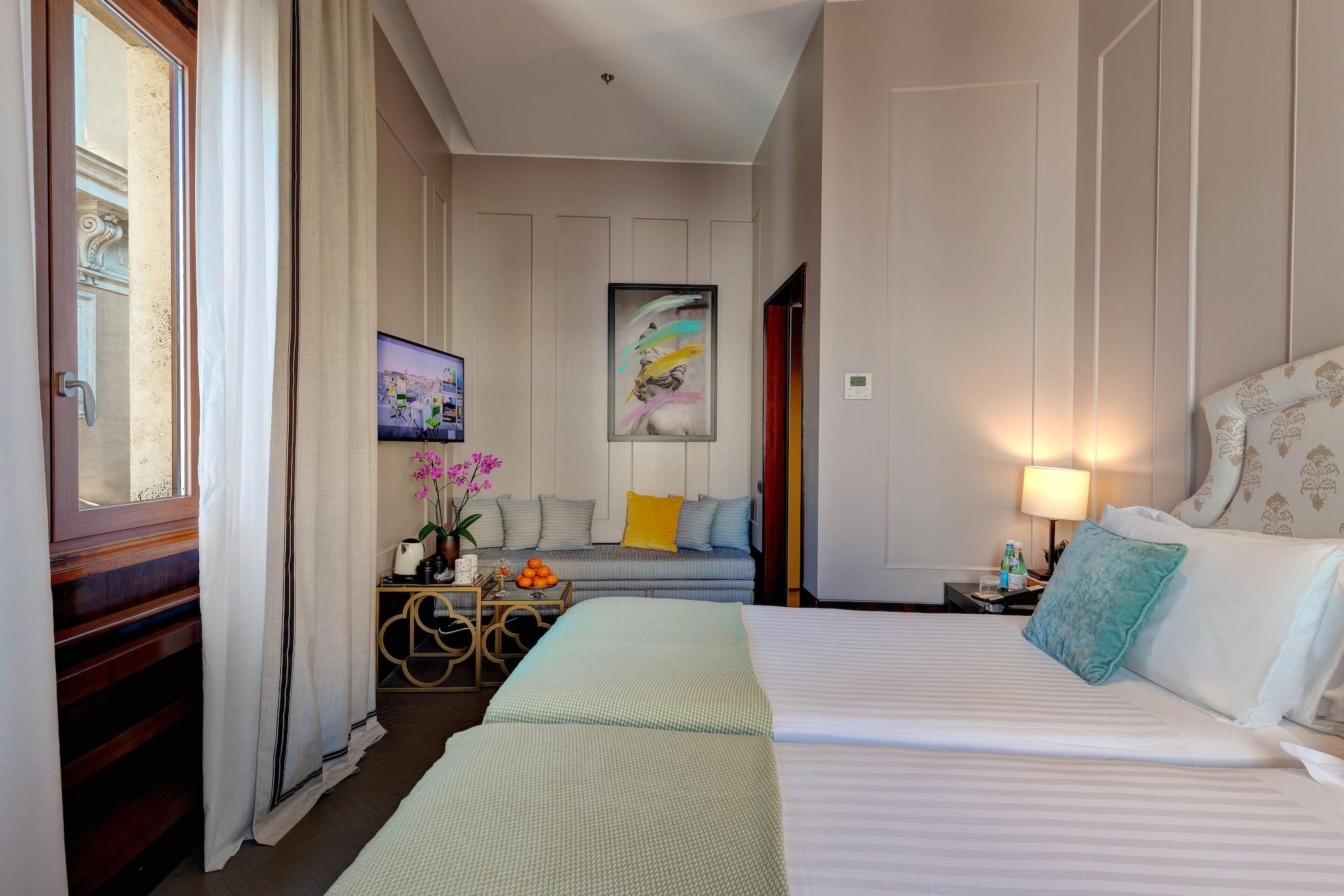 Singer Palace 5* Roma