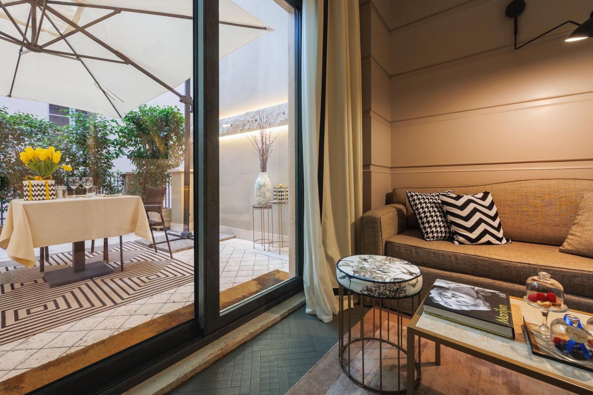 Hotel Singer Palace 5*